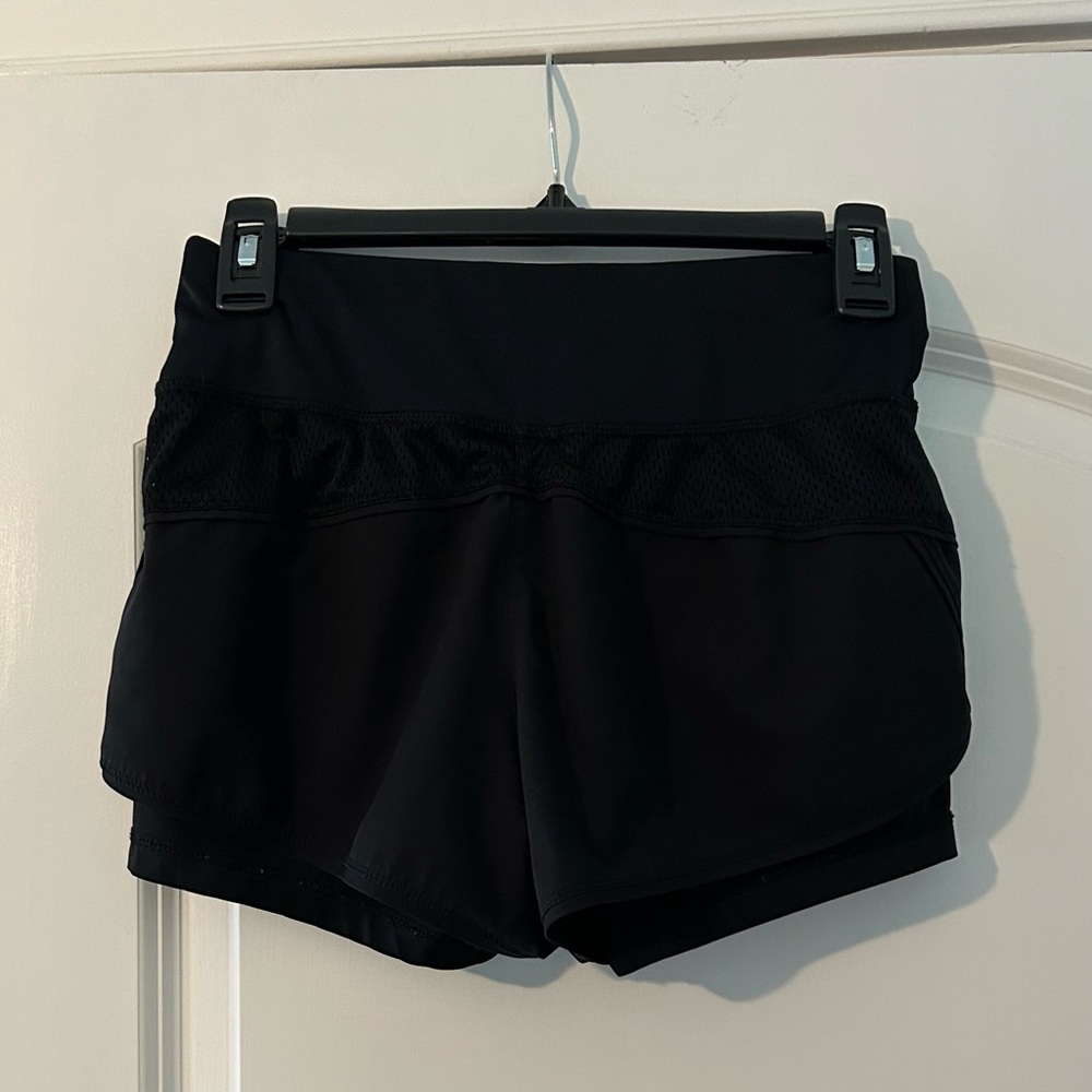 Layere Women’s Athletic Shorts